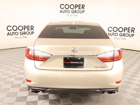 Used 2017 Lexus ES 350 w/ Premium Package FWD image 22