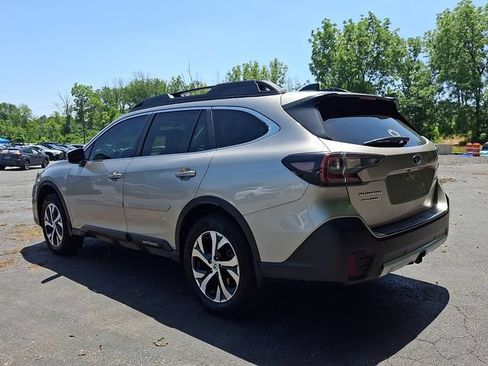 Used 2020 Subaru Outback Limited w/ Popular Package #2 AWD/4WD image 7