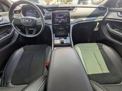 New 2025 Jeep Grand Cherokee L Laredo RWD image 13