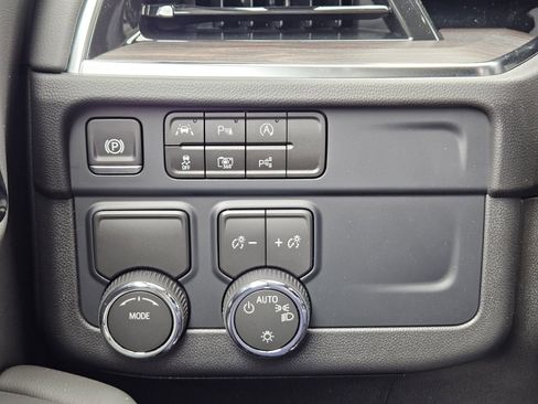 New 2026 Chevrolet Tahoe LS w/ LS Custom Edition RWD image 22