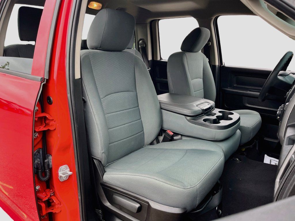 Used 2019 RAM 1500 Express w/ Express Value Package AWD/4WD image 25