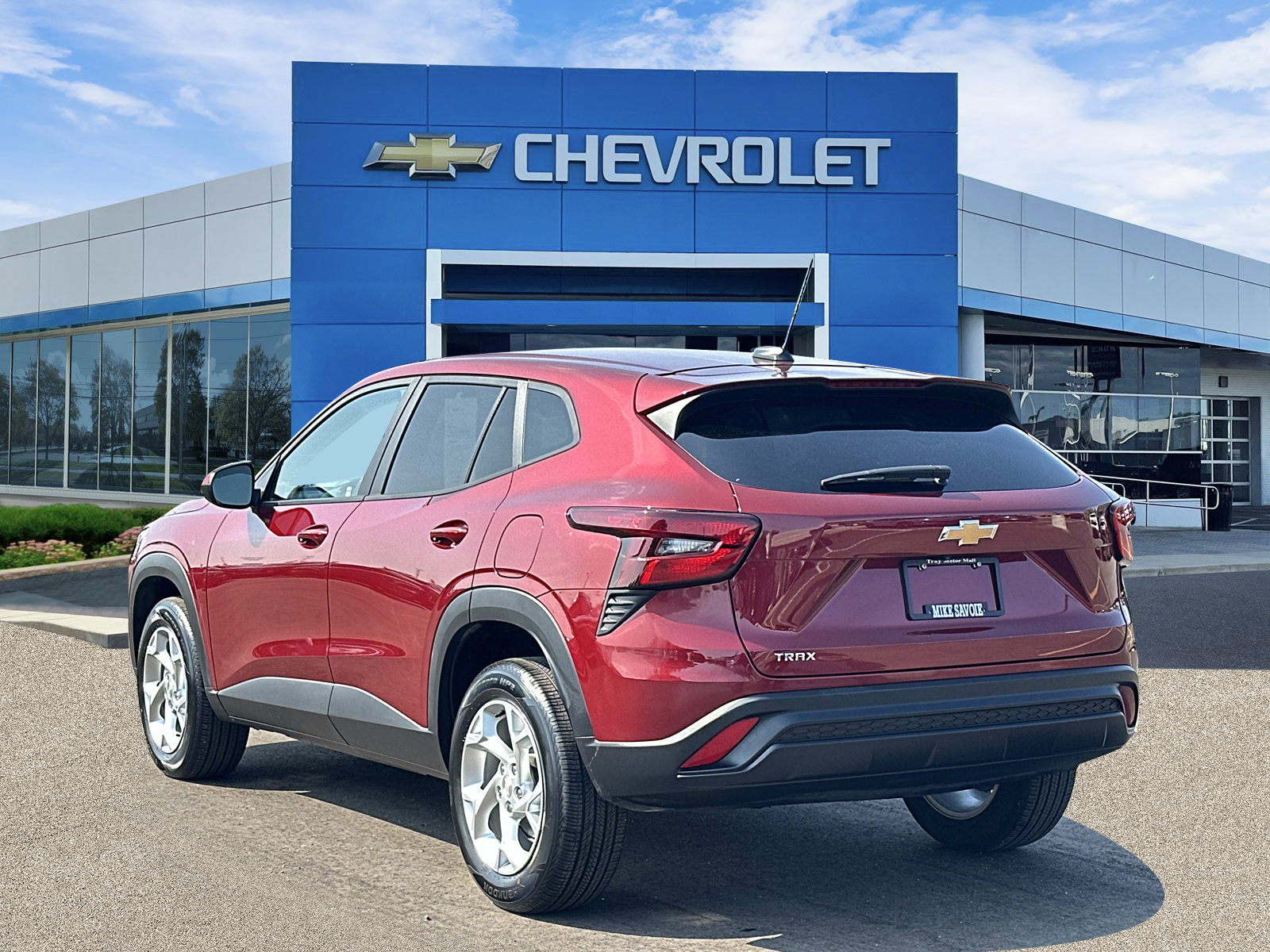 Certified 2024 Chevrolet Trax LS w/ LS Convenience Package FWD image 3