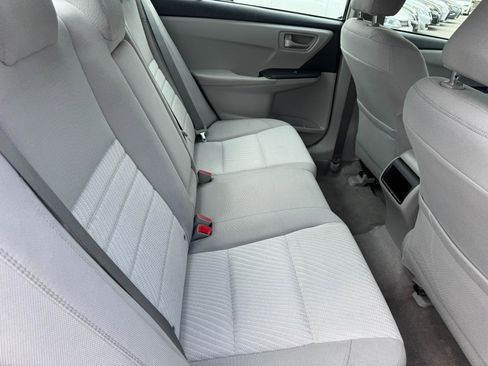 Used 2016 Toyota Camry LE image 24