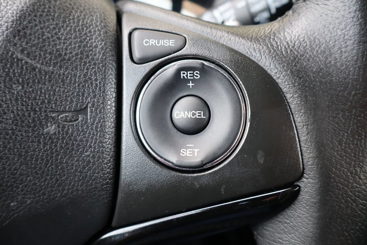Used 2019 Honda HR-V Sport image 29