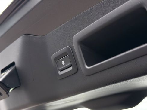 New 2026 MAZDA MAZDA3 2.5 S Hatchback w/ Premium Pkg image 8