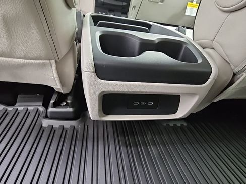 New 2026 Honda Odyssey Touring image 33