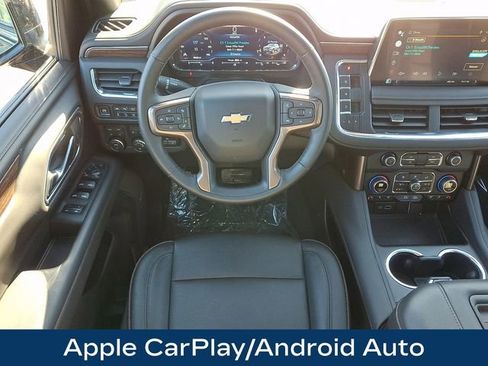 Used 2024 Chevrolet Suburban High Country image 16