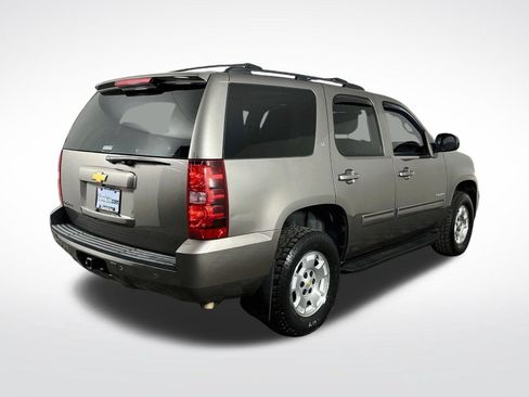Used 2013 Chevrolet Tahoe LT w/ Luxury Package AWD/4WD image 8