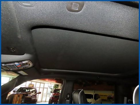 New 2026 RAM 1500 Laramie AWD/4WD image 12