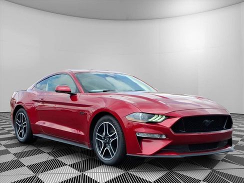 Used 2021 Ford Mustang GT Premium w/ Equipment Group 401A RWD image 1