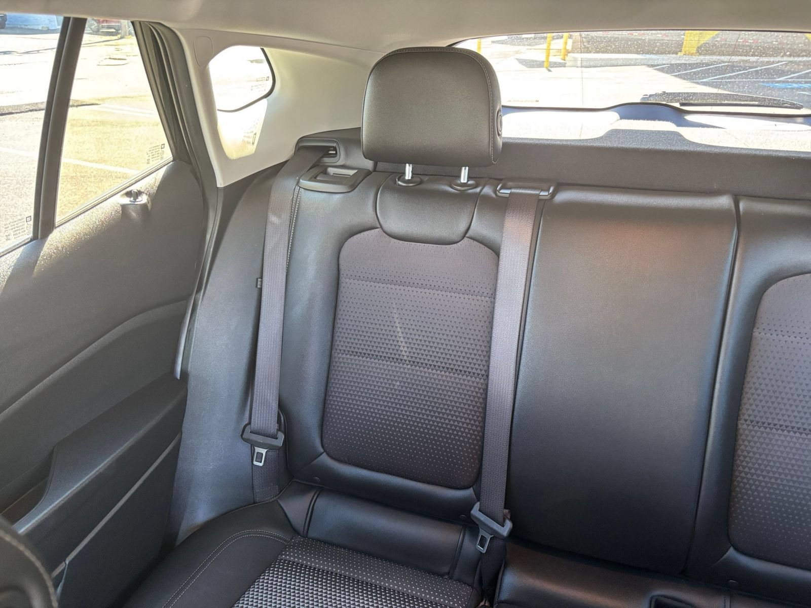 Used 2025 Chevrolet Trax LT FWD image 35