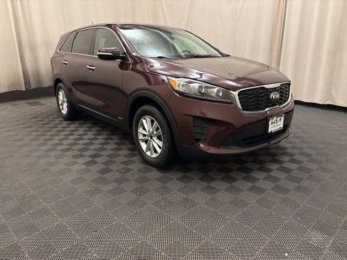 Certified 2019 Kia Sorento LX image 3