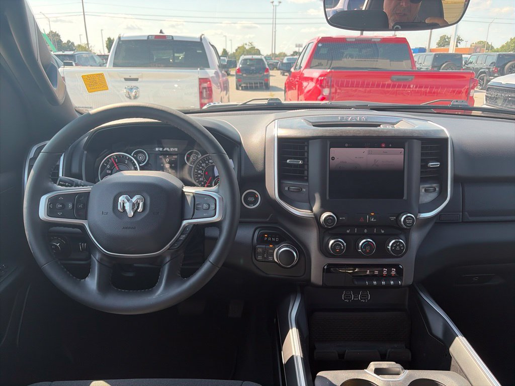 Used 2023 RAM 1500 Big Horn AWD/4WD image 14