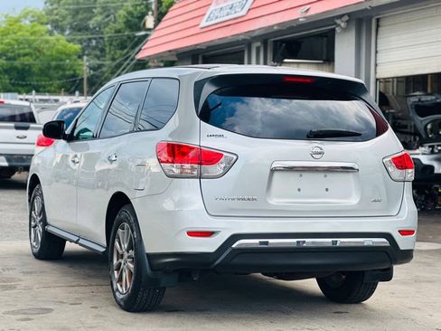 Used 2014 Nissan Pathfinder S AWD/4WD image 8