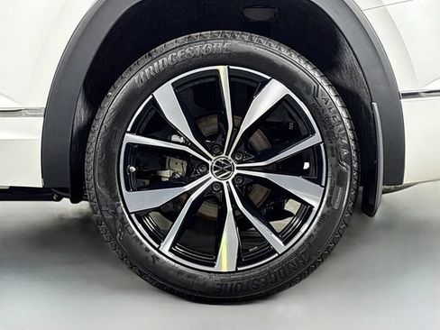 New 2026 Volkswagen Atlas SEL Premium R-Line AWD/4WD image 34
