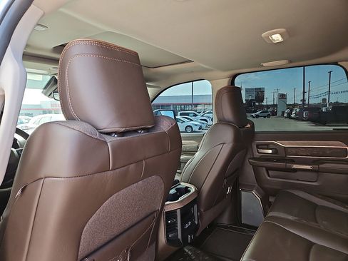 Used 2025 RAM 2500 Limited image 10