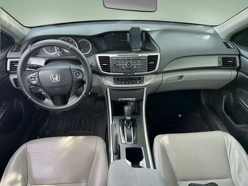 Used 2013 Honda Accord LX image 17