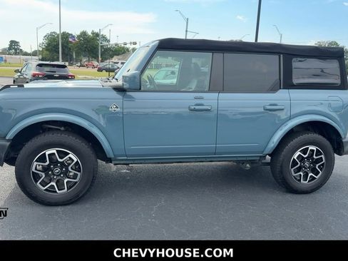 Used 2022 Ford Bronco Outer Banks AWD/4WD image 5