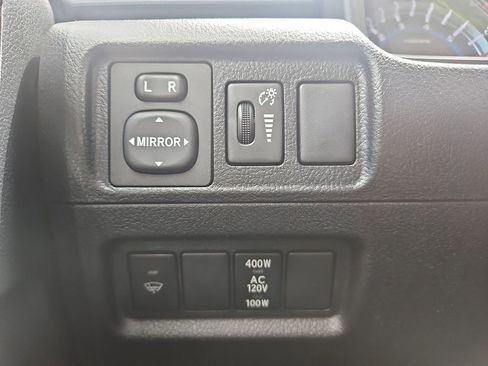 Used 2016 Toyota 4Runner Trail AWD/4WD image 25