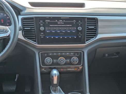 Used 2023 Volkswagen Atlas SEL AWD/4WD image 20