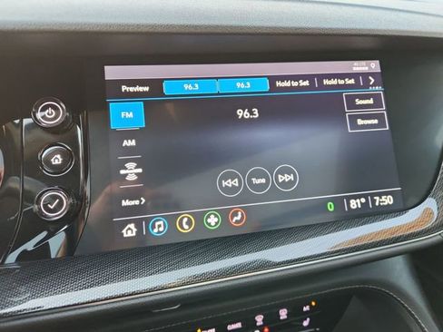 Used 2021 Buick Envision Essence AWD/4WD image 16