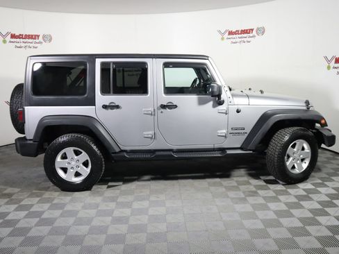 Used 2014 Jeep Wrangler Unlimited Sport w/ Quick Order Package 24S AWD/4WD image 2