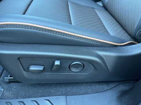 New 2026 GMC Canyon AT4 w/ Technology Plus Package image 25