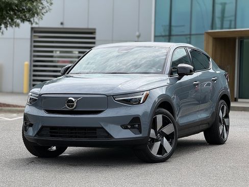 Certified 2023 Volvo C40 P8 Recharge Ultimate AWD/4WD image 1