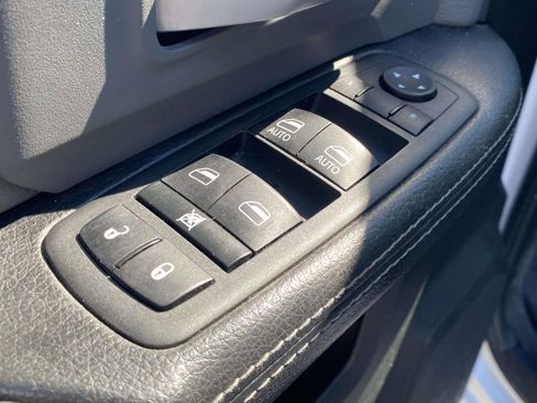 Used 2022 RAM 2500 Big Horn image 15