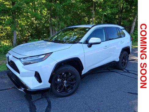 Used 2023 Toyota RAV4 SE w/ SE Grade Weather Package AWD/4WD image 1