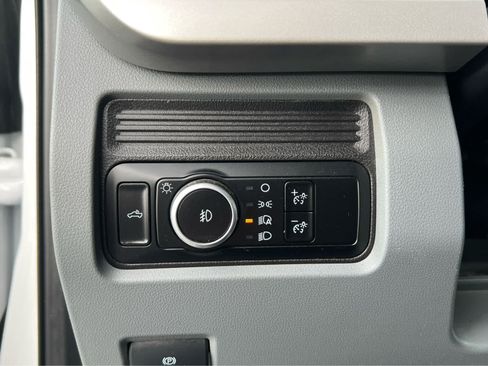Certified 2024 Ford F350 XLT AWD/4WD image 31