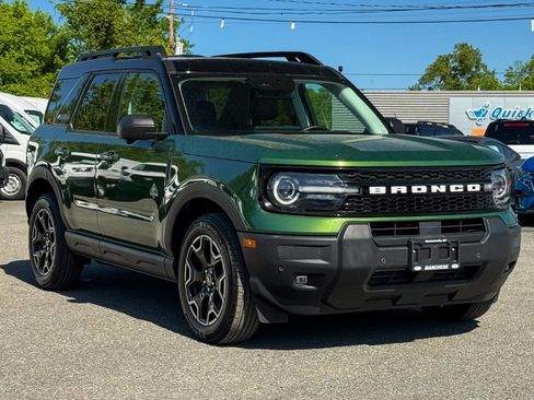 Used 2025 Ford Bronco Sport Outer Banks w/ Outer Banks Tech Package+ AWD/4WD image 1