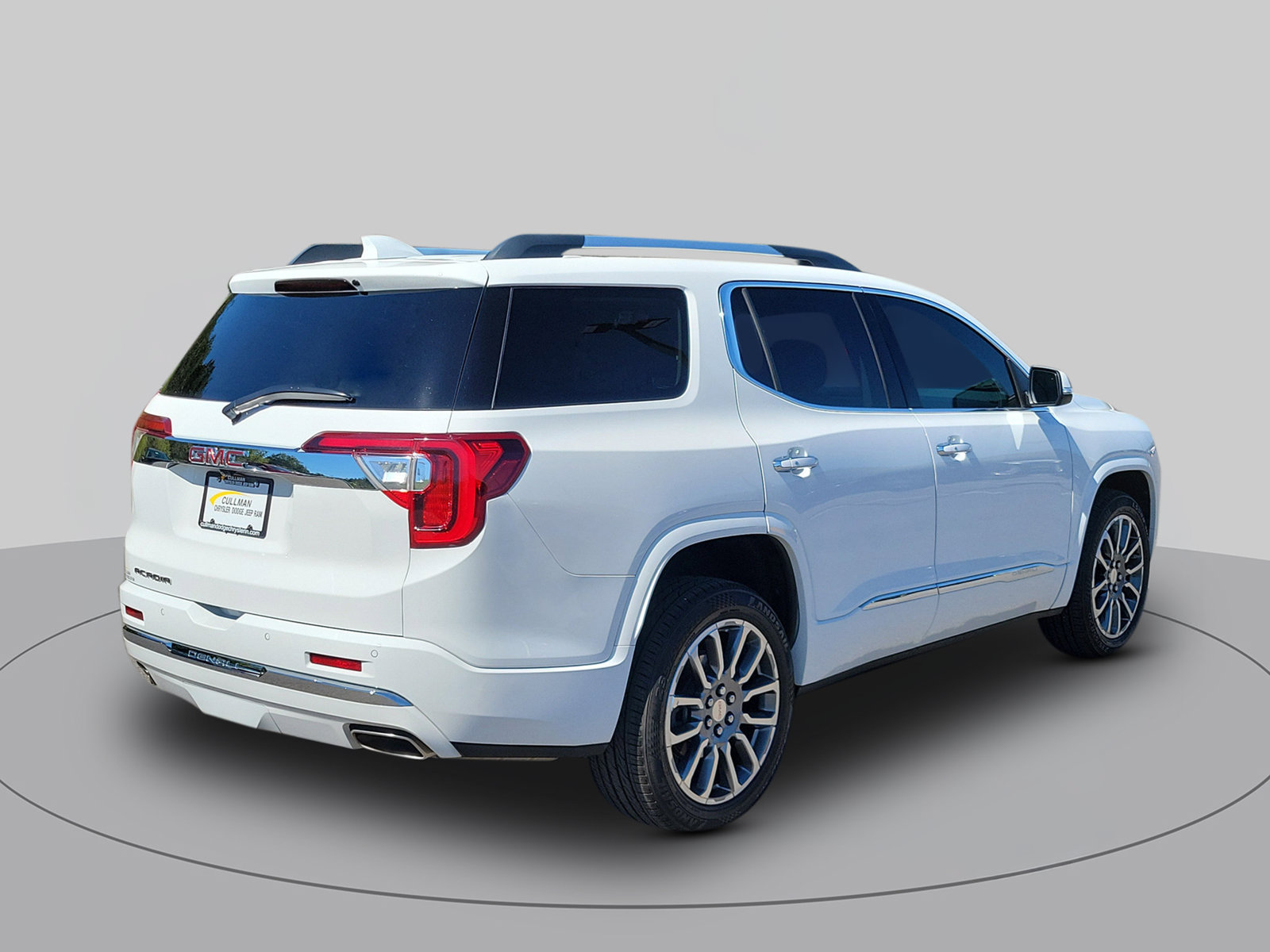 Used 2021 GMC Acadia Denali w/ LPO, Floor Liner Package FWD image 3