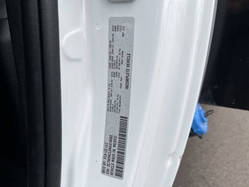 Used 2022 RAM 4500 Tradesman RWD image 30