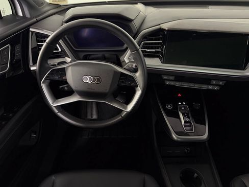 Used 2024 Audi Q4 e-tron Prestige AWD/4WD image 14