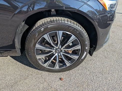 Certified 2023 Volvo XC60 B5 Plus image 14