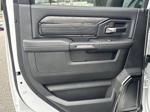 New 2026 RAM 2500 Limited image 24