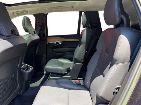Used 2023 Volvo XC90 B6 Plus AWD/4WD image 24
