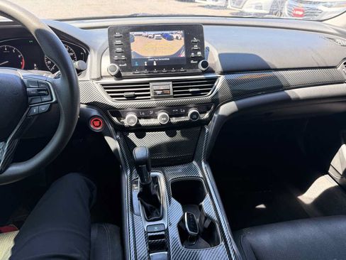 Used 2018 Honda Accord LX image 7