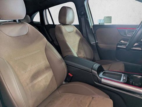 Certified 2024 Mercedes-Benz GLA 250 image 20