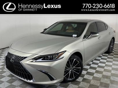 New 2025 Lexus ES 300h w/ Premium Package