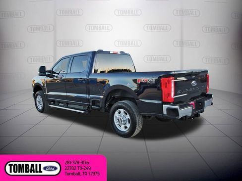 Certified 2025 Ford F250 XLT w/ FX4 Off-Road Package image 5