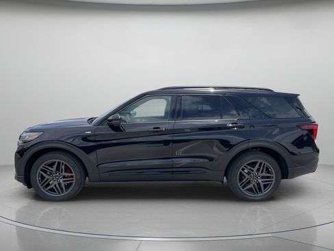 New 2026 Ford Explorer ST-Line w/ ST-Line Street Pack RWD image 6