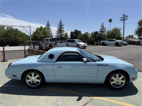 Used 2003 Ford Thunderbird RWD image 5