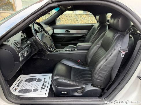 Used 2004 Ford Thunderbird image 4