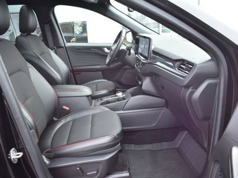 Used 2024 Ford Escape ST-Line Select w/ Tech Pack #2 image 46