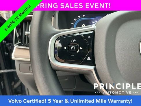 Certified 2025 Volvo XC90 B5 Plus AWD/4WD image 23