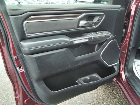 Used 2025 RAM 1500 Laramie image 29