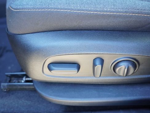 Certified 2023 Chevrolet Equinox LT image 25