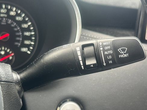 Certified 2023 Kia Stinger GT2 image 38